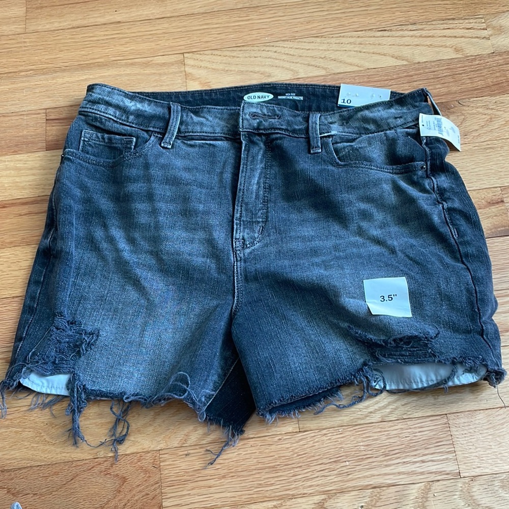 Old navy shorts